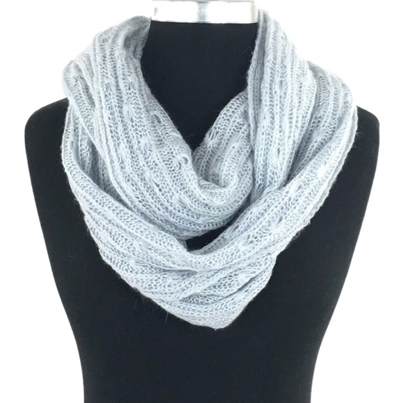 American Eagle Outfitters Accessories - American Eagle Outfitters Open Knit Infinity Scarf